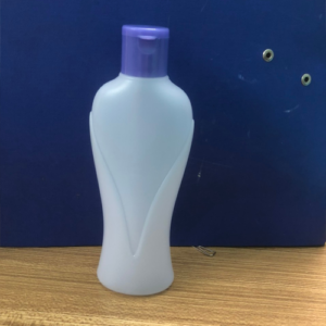 Mẫu chai 200ml dung dịch vệ sinh PN Ms003