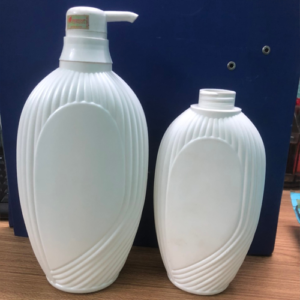 Mẫu chai 500-700ml dầu gội, sữa tắm Ms006