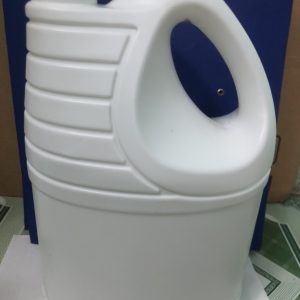 Can nước giặt 3,8kg